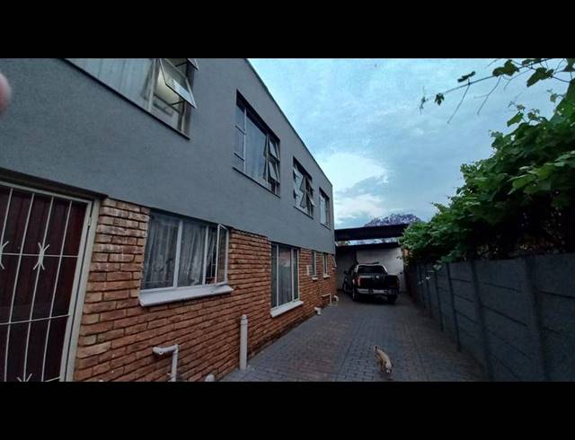 4 BEDROOM HOUSE FOR SALE IN DASPOORT ESTATE